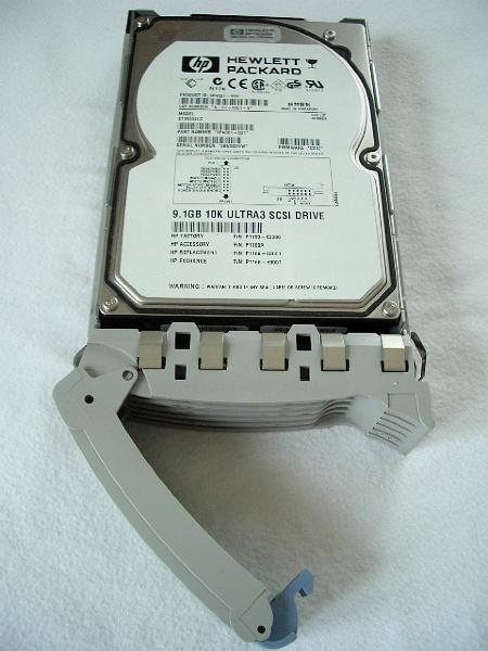 HP Server 2HE Dual P3 (3).JPG